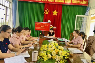 🌺 CHI BỘ TRƯỜNG MẦM NON PHỔ MINH TỔ CHỨC SINH HOẠT CHUYÊN ĐỀ QUÝ IV 🌺  Sáng nay, Chi bộ Trường Mầm non Phổ Minh đã tổ chức Sinh hoạt chuyên đề Quý IV với hai nội dung trọng tâm: 🔹 Đánh giá kết quả 3 chuyên đề của các quý I, II, III 🔹 Học tập và làm theo tư tưởng, đạo đức, phong cách Hồ Chí Minh – nội dung chuyên đề của Bác Tố Lâm  Buổi sinh hoạt diễn ra nghiêm túc, thiết thực, với tinh thần trách nhiệm cao của các đảng viên. Các nội dung được thảo luận kỹ lưỡng, tập trung vào việc nâng cao chất lượng sinh hoạt chi bộ và hiệu quả thực hiện nhiệm vụ tại đơn vị.  🌿 Chi bộ Trường Mầm non Phổ Minh tiếp tục quyết tâm thực hiện tốt các nhiệm vụ chính trị, giữ vững vai trò hạt nhân lãnh đạo trong nhà trường, góp phần nâng cao chất lượng giáo dục và xây dựng môi trường làm việc đoàn kết, trách nhiệm.